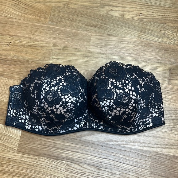 Victoria's Secret Intimates & Sleepwear Victorias Secret Bombshell